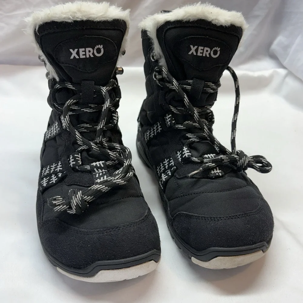 Xero Shoes Womens US 7.5 Alpine Waterproof  Boots Insulated Barefoot Zero Drop